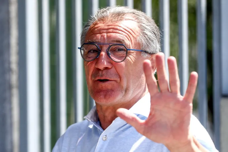 Kamere uhvatile Krešimira Antolića na Kutiji šibica: Evo s kim je bio u društvu dok 'zvjerinjak' sam sebe jede; 'Htio je postati Zdravko Mamić, a ovaj to nije htio dopustiti'