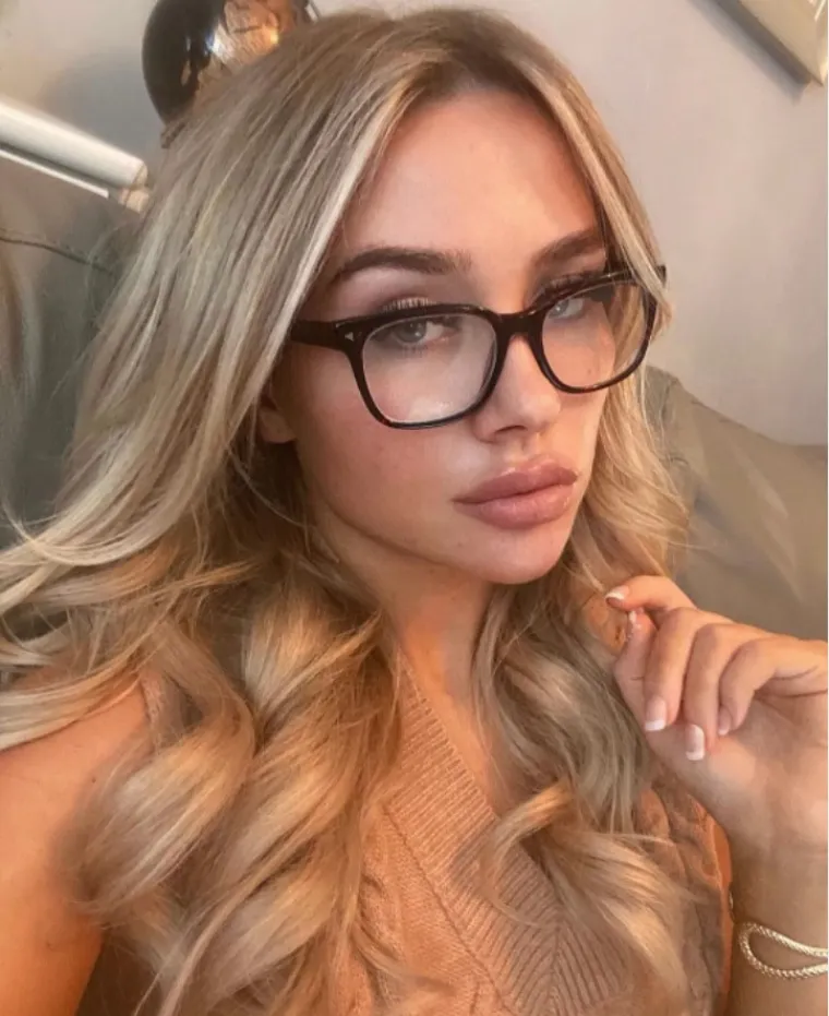 Prelijepa nogometa&scaron;ica obukla preseksi bikini i zapalila Instagram, fanovi ne mogu doći sebi