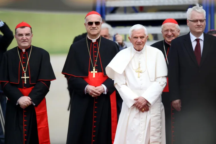 Zagreb je prije 11 godina dočekao Benedikta XVI: Pola milijuna s njim je molilo na hipodromu