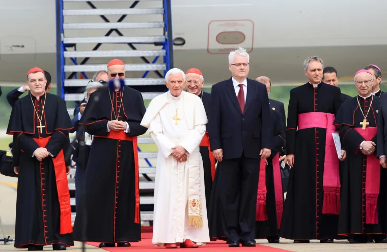 Zagreb je prije 11 godina dočekao Benedikta XVI: Pola milijuna s njim je molilo na hipodromu
