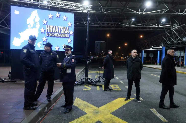 Hrvatska u&scaron;la u Schengen: Gužve na granicama i rigorozne kontrole postale su pro&scaron;lost