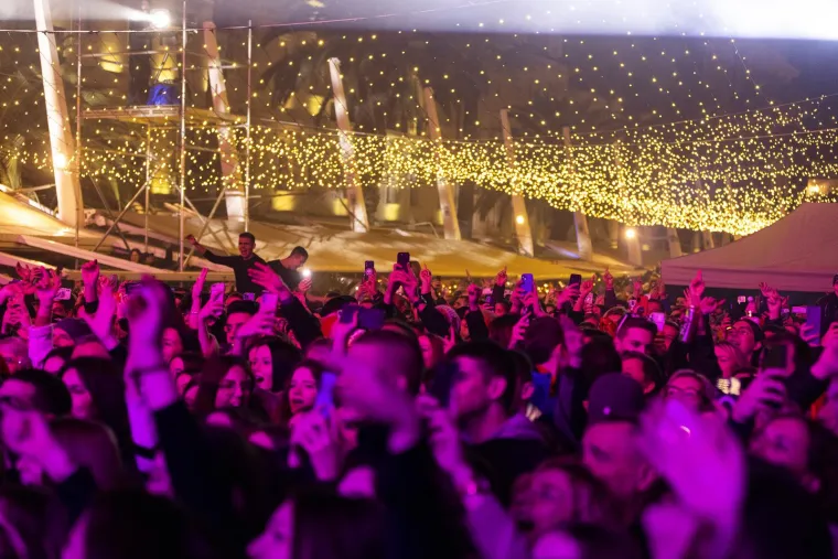 Splićane u Novu uvela Severina: Popularna pjevačica podigla atmosferu do usijanja