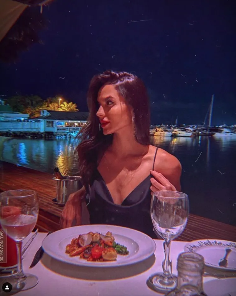 Pažnju je privukla već u Kataru, a sada je otkriveno da je novogodi&scaron;nju noć provela u dru&scaron;tvu slavnog nogometa&scaron;a