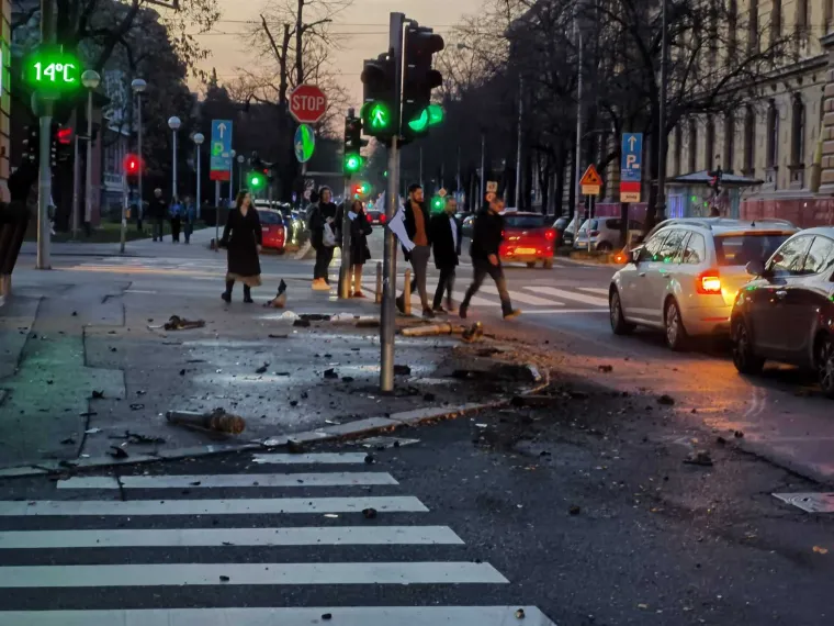On će 2022. zapamtiti! Pogledajte privođenje muškarca koji je napravio dar mar kod HNK-a