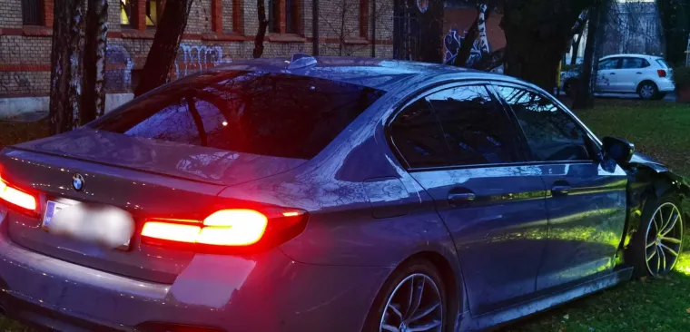 On će 2022. zapamtiti! Pogledajte privođenje muškarca koji je napravio dar mar kod HNK-a
