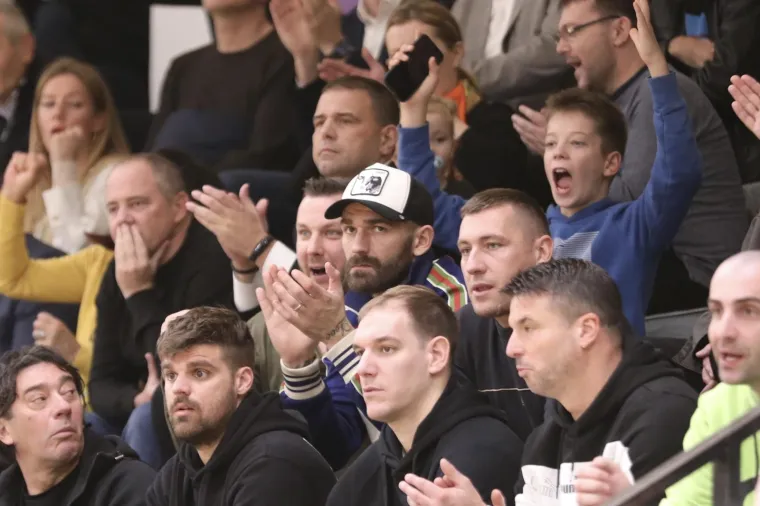 Marko Livaja, legenda Hajduka uoči početka drugog djela sezone HNL-a uživa i prati košarkaše Splita protiv Crvene zvezde