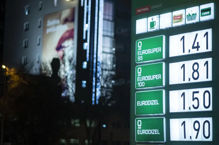 Svi požurili na benzinsku prije ponoći i novog poskupljenja: Evo kakve nas cijene čekaju sutra