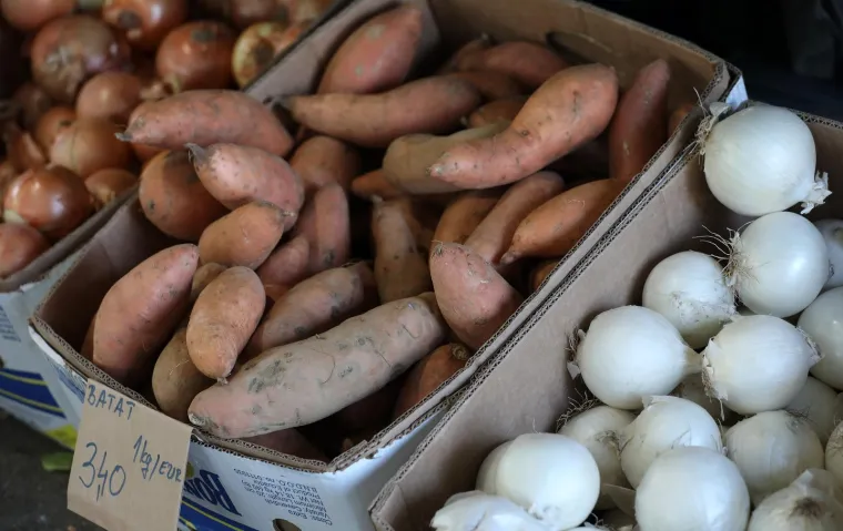 Usporedili smo slike s tržnica od danas i prije godinu dana. Ima iznenađenja, zbog jaja će vas zaboljeti...