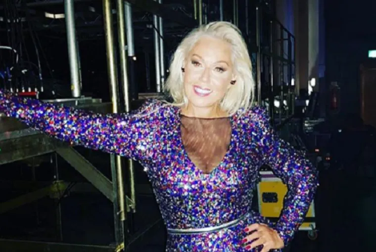 Dok svi pričaju o kontroverznoj Breninoj haljini, prisjetili smo se i drugih outfita u kojima je &scaron;okirala obožavatelje