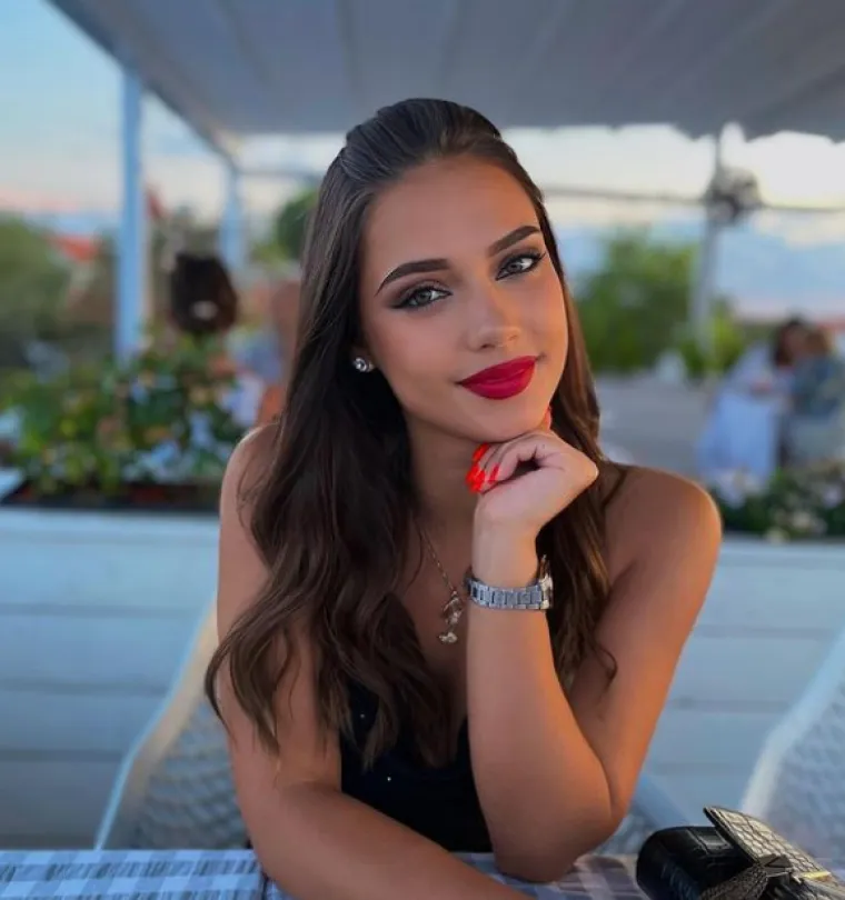 Titulu Miss Universe Hrvatske 2022. ponijela je potkraj svibnja u Smaragdnoj dvorani hotela Esplanade u Zagrebu.