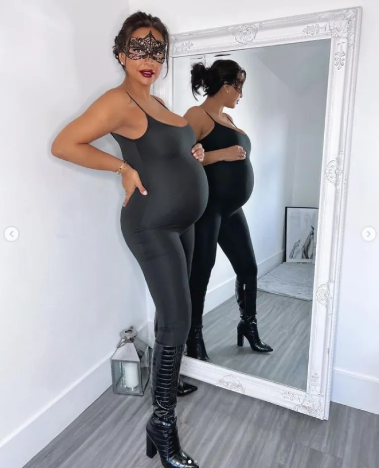 Novopečena mama pokazala zanosne obline u donjem rublju: 'Tako je te&scaron;ko ne uspoređivati ​​se s drugima na internetu'