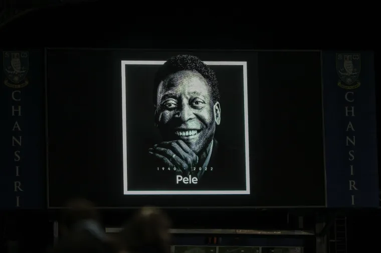 Brazilci ispratili Pelea na posljednji počinak, ovi prizori slamaju srce: 'Bio je neusporediv, kao nogometa&scaron; i kao ljudsko biće. Najveći je...'