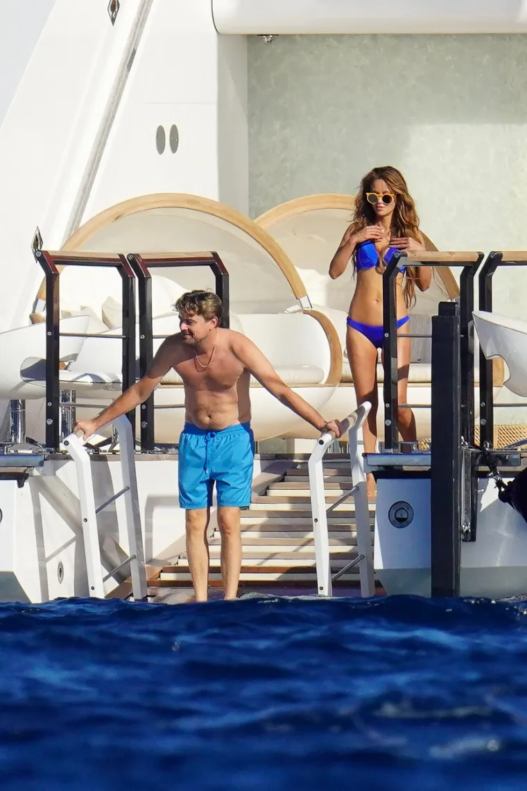 DiCaprio se okružio izvanserijskim ljepoticama kojima može biti tata: Razuzdana zabava na jahti nije promakla paparazzima
