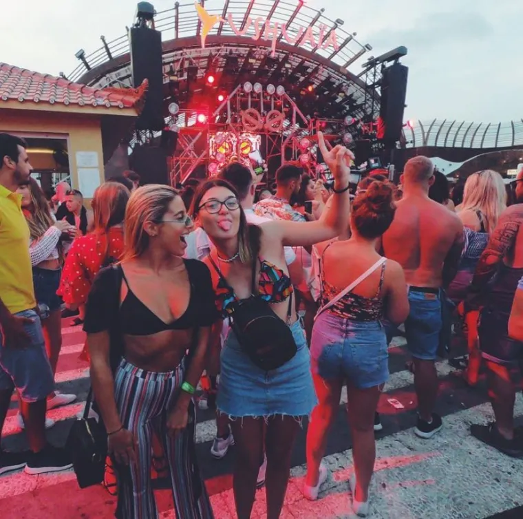 Prestala je piti kontracepcijske tablete i sad joj se vi&scaron;e ne sviđaju mu&scaron;karci: 'Izlazim samo s djevojkama'