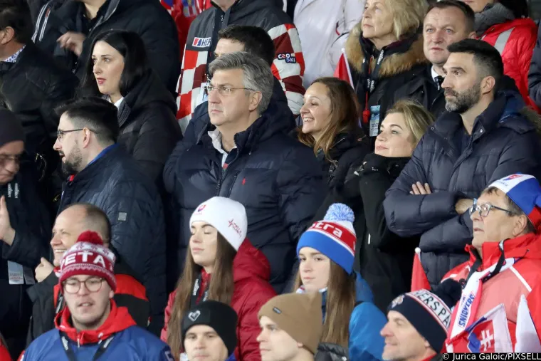 Shiffrin je po peti puta okrunjena Snježnom kraljicom, evo kako je završila Leona Popović