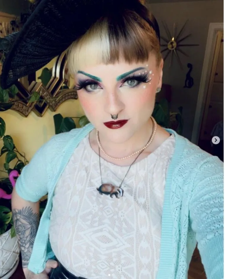 Udana je za starijeg frajera i vole se ludo, ali... 'Stalno mi se upucavaju, čak i kad sam s mužem'