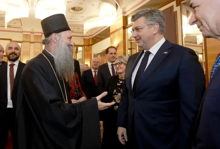 Dačić stigao u Zagreb, tu je i Plenković, evo tko je sve na božićnom domjenku SNV-a