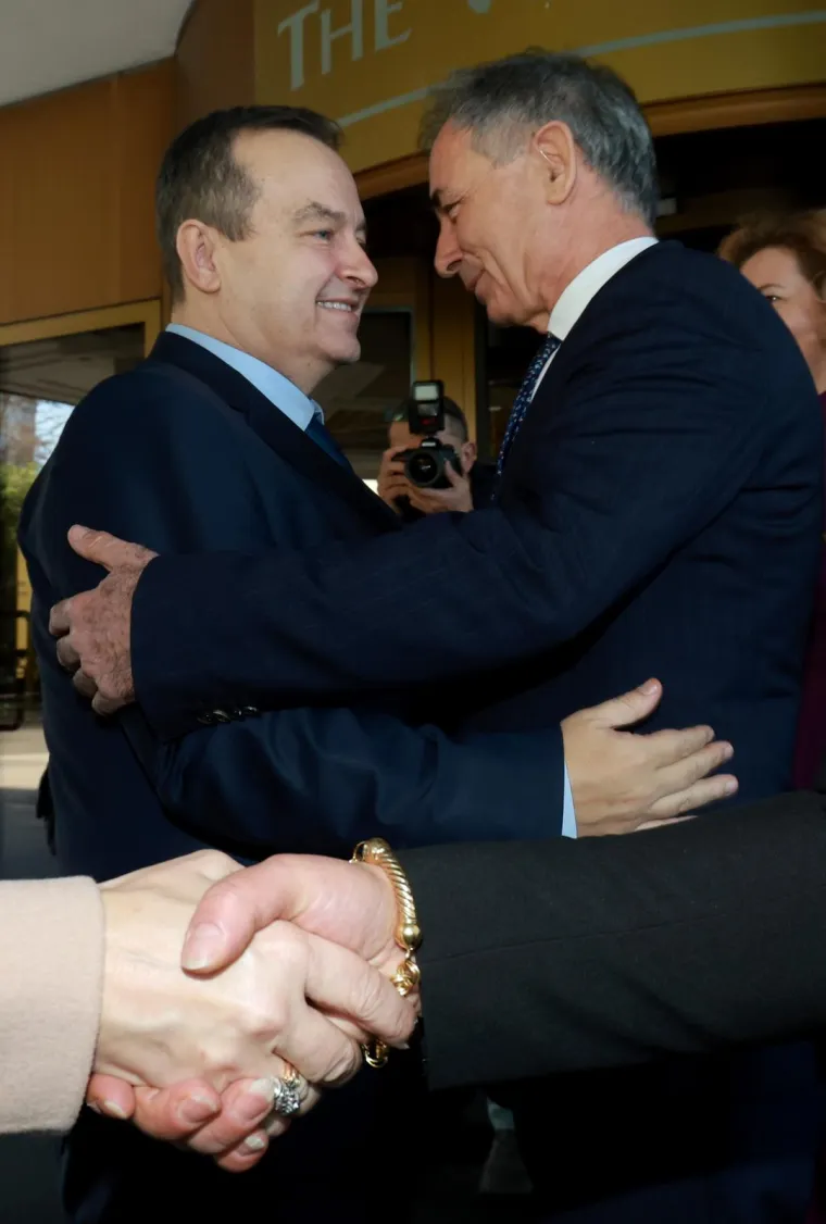 Dačić stigao u Zagreb, tu je i Plenković, evo tko je sve na božićnom domjenku SNV-a