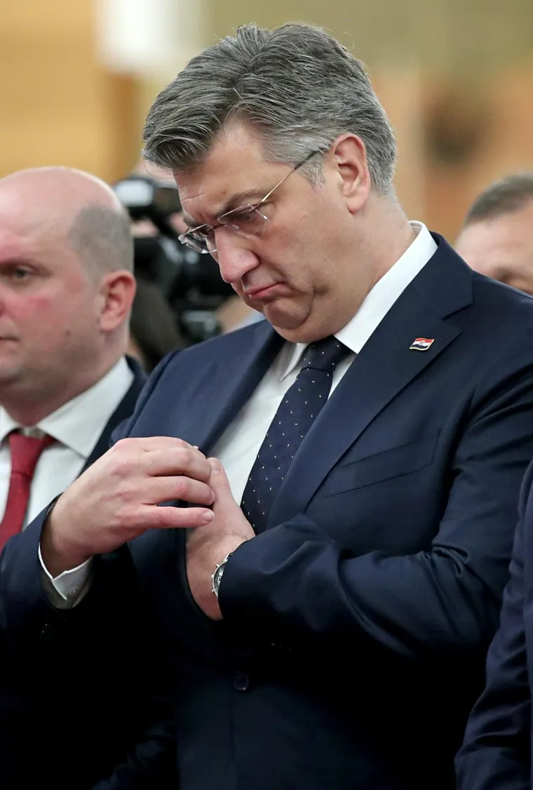 Kamere su najviše snimale njega, a premijer nije razočarao: Pogledajte što je sve izvodio i kako je izgledao njegov susret s uglednim gostom