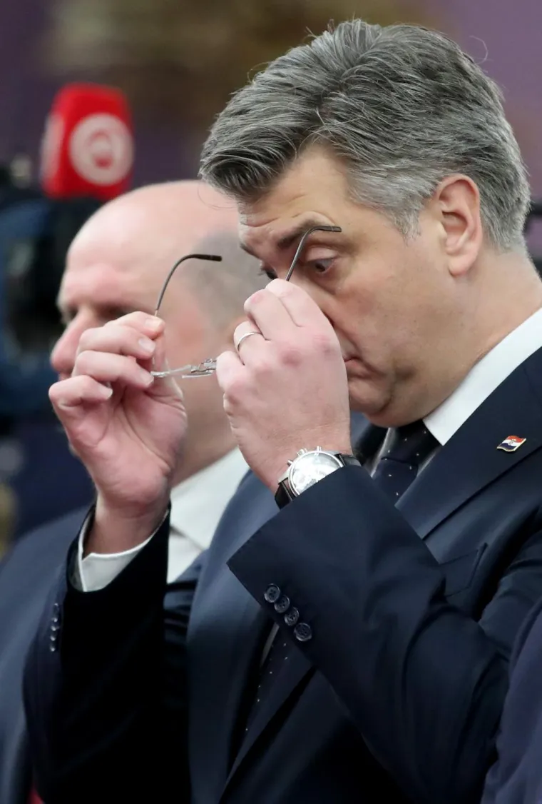 Kamere su najviše snimale njega, a premijer nije razočarao: Pogledajte što je sve izvodio i kako je izgledao njegov susret s uglednim gostom