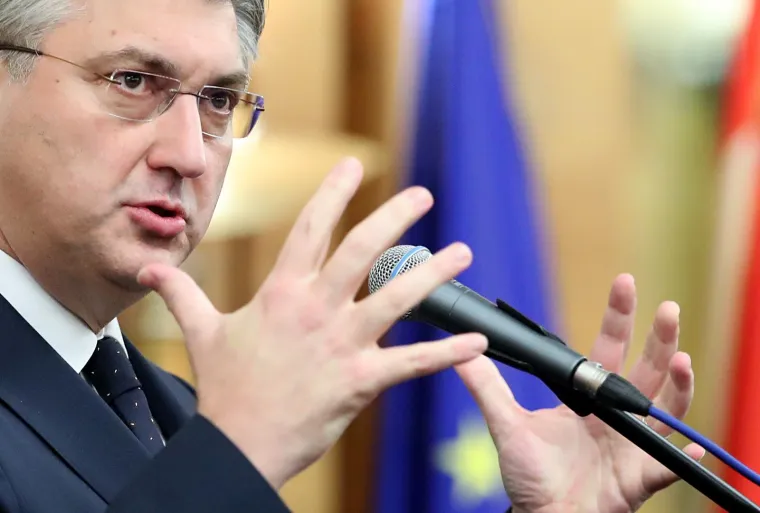 Kamere su najviše snimale njega, a premijer nije razočarao: Pogledajte što je sve izvodio i kako je izgledao njegov susret s uglednim gostom