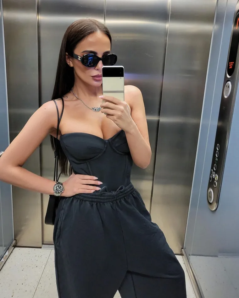 Bivši joj je nekad igrao u Hrvatskoj, a ona sada opako provocira novom fotkom: 'Gola duša je seksipilnija od golog tijela'