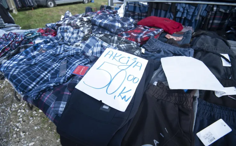 Hrvati navalili na najpoznatiji zagrebački sajam. Plaća se u eurima, a na akciji je sve: Od kobasica, pa do bicikla i '&scaron;tikli za koke'