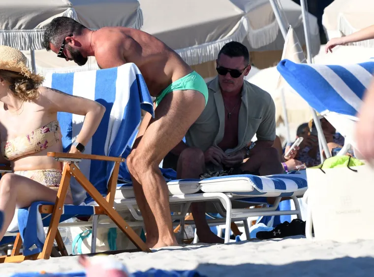 Luke Evans, Fran Thomas