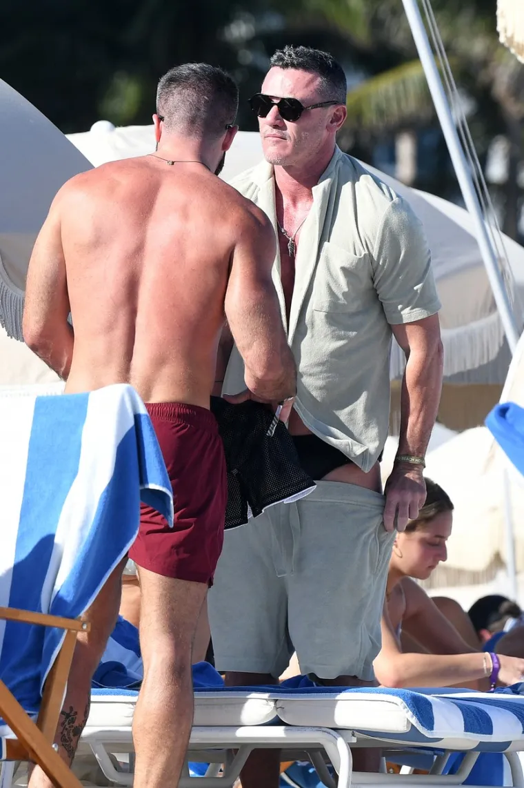 Luke Evans, Fran Thomas