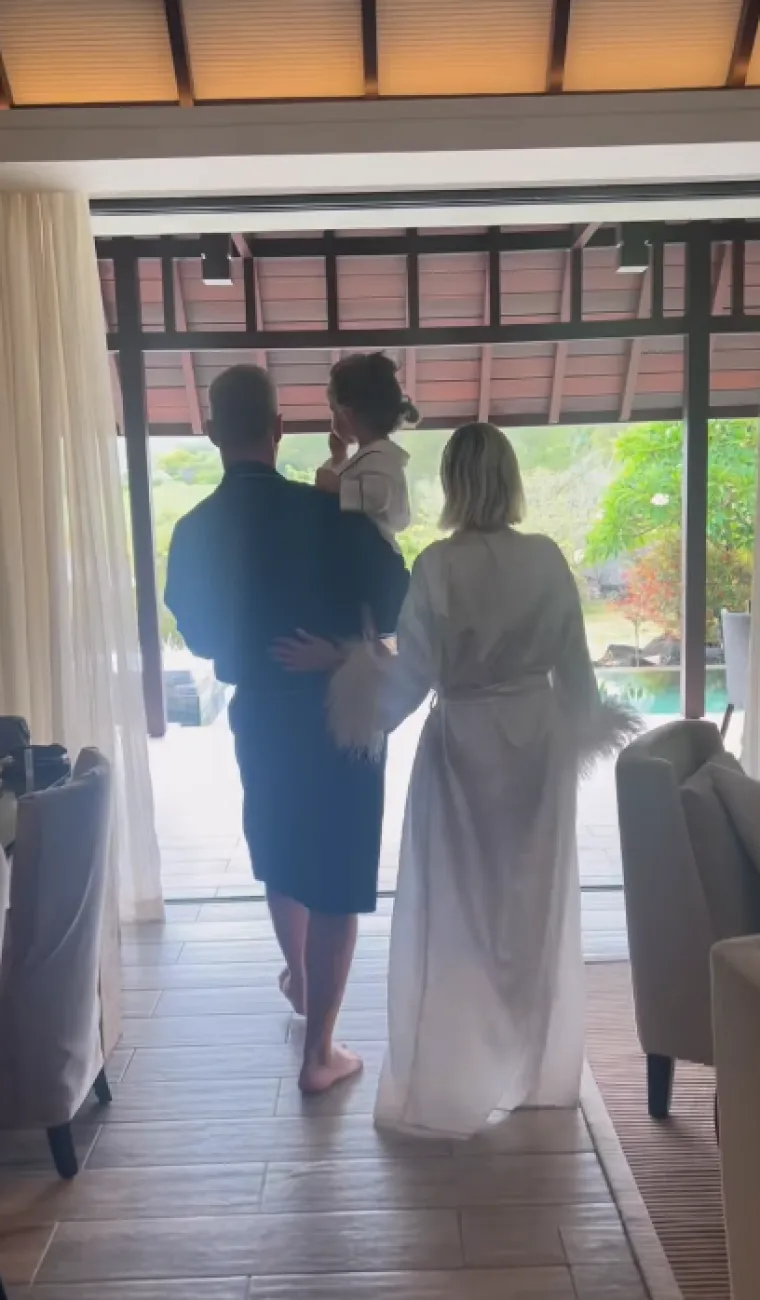 Isplatilo se trčanje za Bloomom: Maja &Scaron;uput stesala se do perfekcije i u leopard bikiniju pokorila Mauricijus!