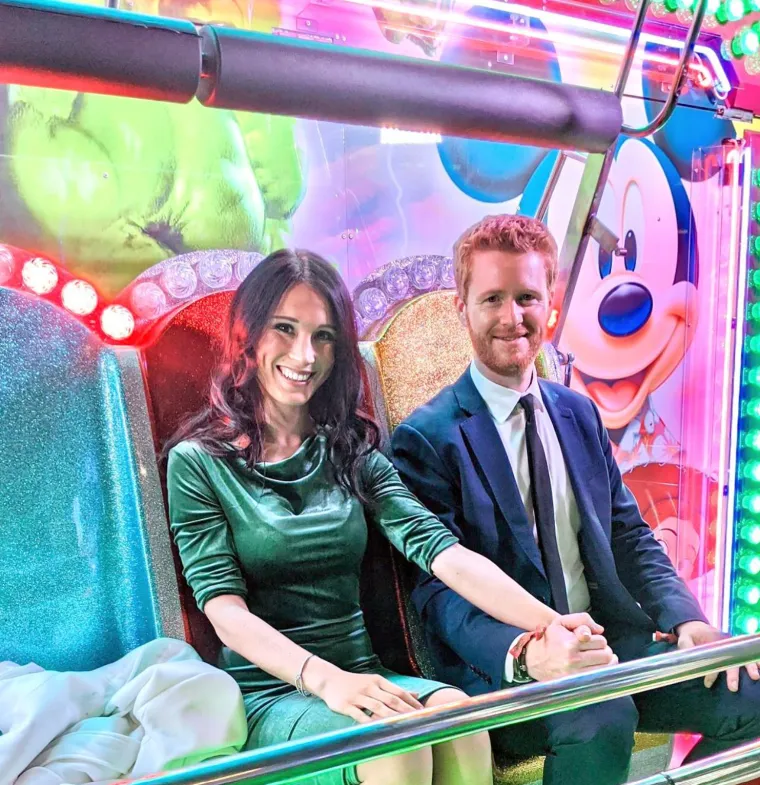 Ne, ovo nisu Harry i Meghan, ali jesu Rhys i Sarah, popularni dvojnici odbjeglog kraljevskog para: Sličnost je nevjerojatna!