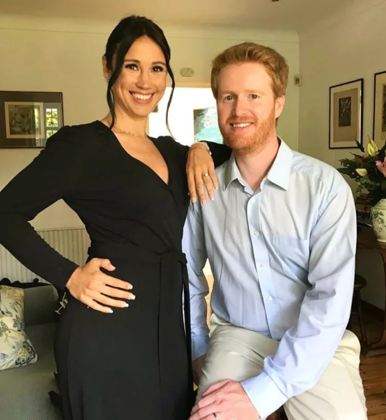 Ne, ovo nisu Harry i Meghan, ali jesu Rhys i Sarah, popularni dvojnici odbjeglog kraljevskog para: Sličnost je nevjerojatna!