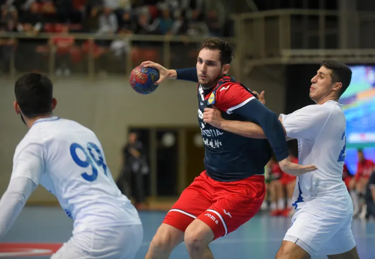 Pro&scaron;le godine nije konkurirao za nastup na Euru zbog te&scaron;ke ozljede koljena, a sada je potpuno spreman. Za njemački Goppingen ove sezone zabio je 54 gola i drugi je najbolji strijelac kluba. 