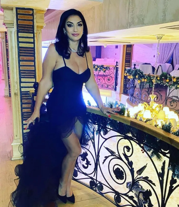 Nela dodaje kako Severinu nije vidjela posljednjih deset godina. 