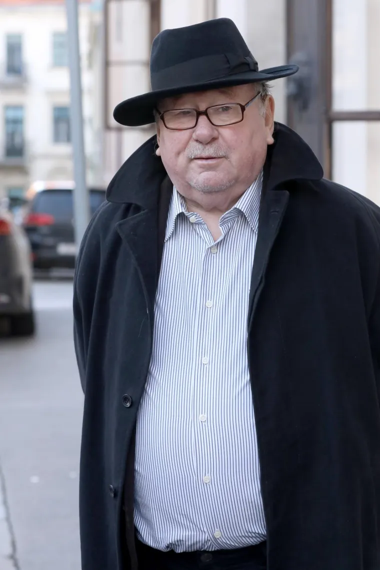 Pa koga je to 'maca donijela': Nakon dugo vremena Vladimir Šeks se pojavio u javnosti, pogledajte kako danas izgleda