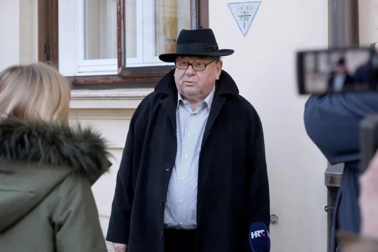 Pa koga je to 'maca donijela': Nakon dugo vremena Vladimir Šeks se pojavio u javnosti, pogledajte kako danas izgleda