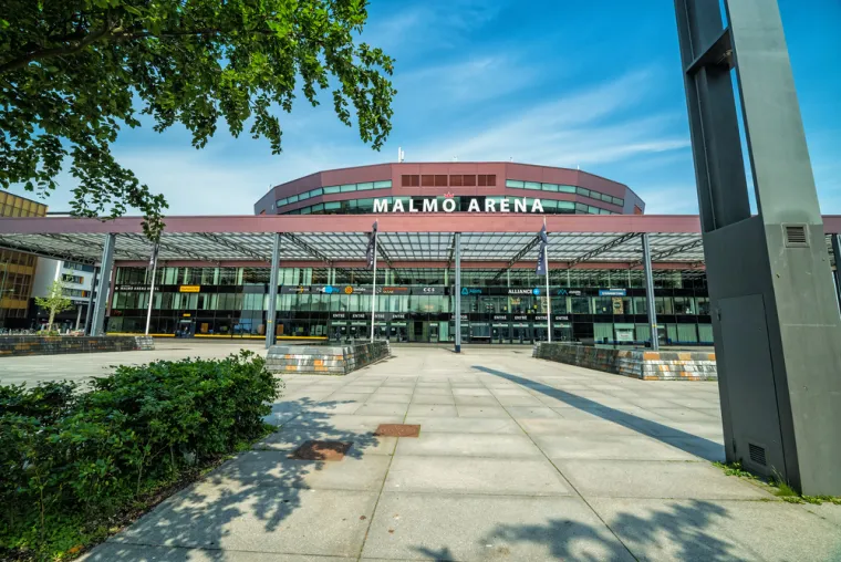 Malmo Arena se nalazi u istoimenom gradu, a ima kapacitet od 13 tisuća gledatelja. I u njoj će se igrati dvoboji prvog i drugog kruga. Primarno je dom hokeja&scaron;kog kluba Malmo Redhawks