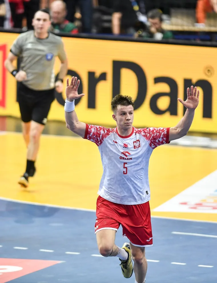 Počela je rukometna ludnica: Pogledajte najbolje trenutke utakmice između Poljske i Francuske