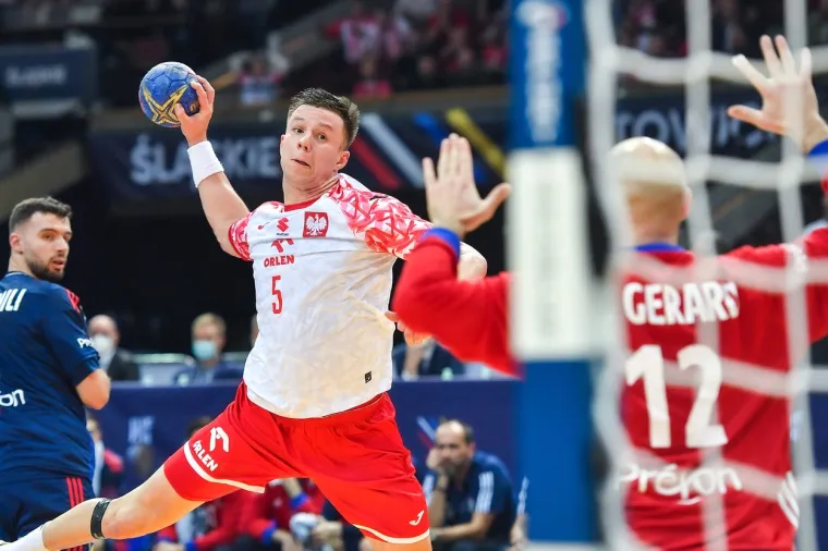 Počela je rukometna ludnica: Pogledajte najbolje trenutke utakmice između Poljske i Francuske