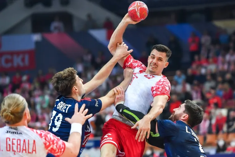 Počela je rukometna ludnica: Pogledajte najbolje trenutke utakmice između Poljske i Francuske