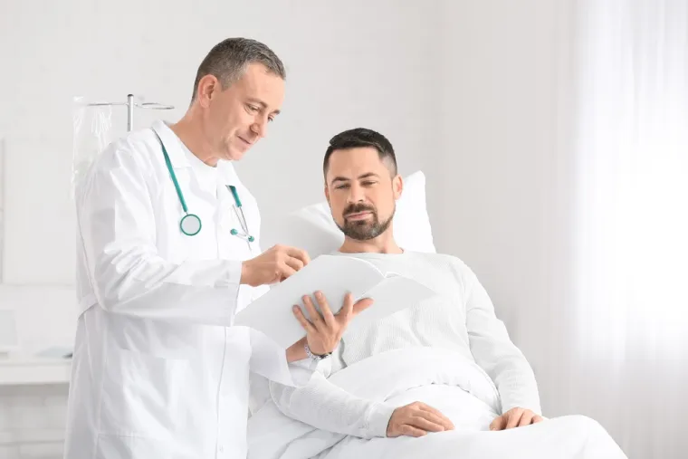 Gotovo svi tretmani raka prostate dolaze s neželjenim nuspojavama erektilne disfunkcije i urinarne inkontinencije, zbog čega mnogi muškarci odgađaju liječenje. Jedina iznimka je nekirurški laserski tretman, koji ne uzrokuje impotenciju - ali je još uvijek u probnoj fazi.
