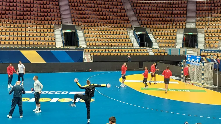 Donosimo vam fotografije s treninga rukometa&scaron;a uoči Egipta: Pripremaju se na neobičan način