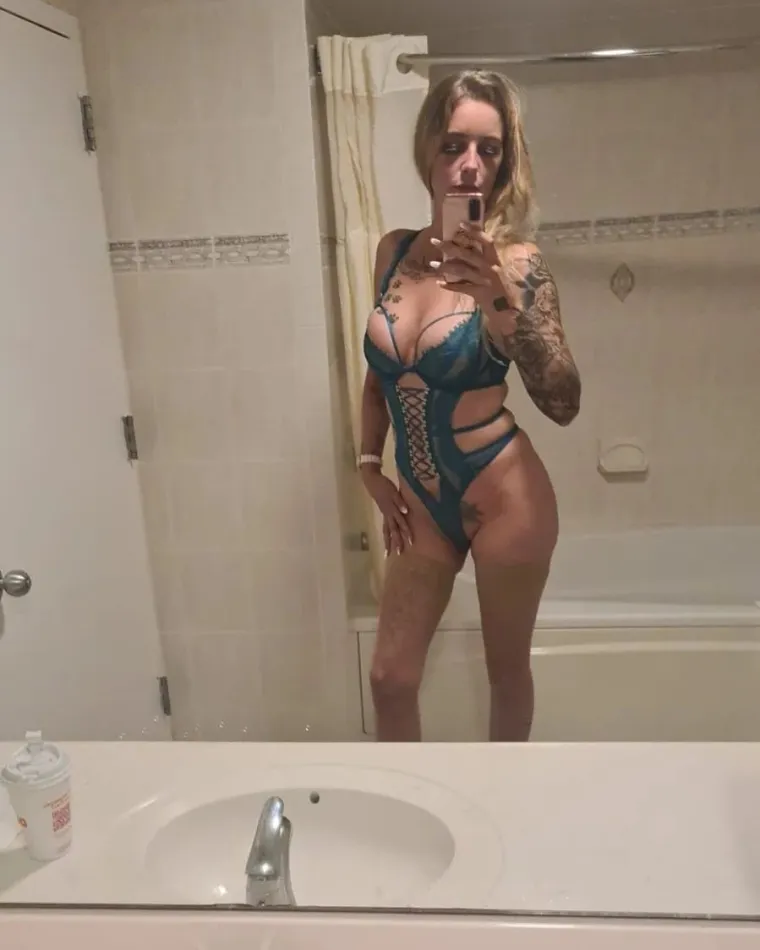 Odgovor jo&scaron; nije stigao: Odlučila se sama oglasiti nakon &scaron;okantne ponude koju je njezin suprug dao drugom mu&scaron;karcu