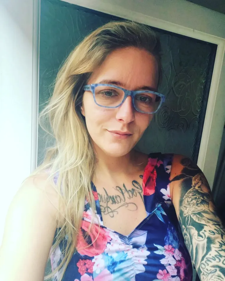 Odgovor jo&scaron; nije stigao: Odlučila se sama oglasiti nakon &scaron;okantne ponude koju je njezin suprug dao drugom mu&scaron;karcu