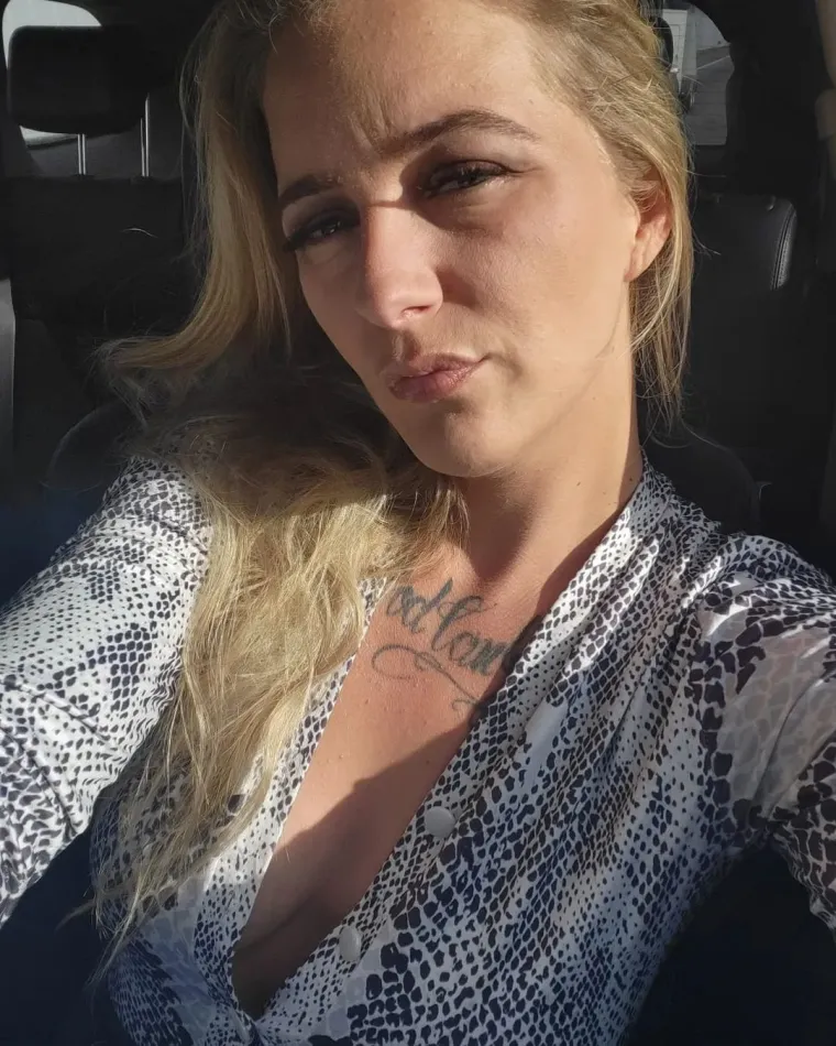 Odgovor jo&scaron; nije stigao: Odlučila se sama oglasiti nakon &scaron;okantne ponude koju je njezin suprug dao drugom mu&scaron;karcu