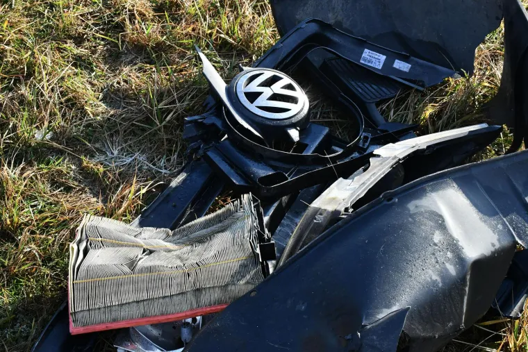 Zastrašujući prizori s autoceste A3 kod Nove Gradiške: Čak devet nesreća, dijelovi vozila razasuti su na sve strane...