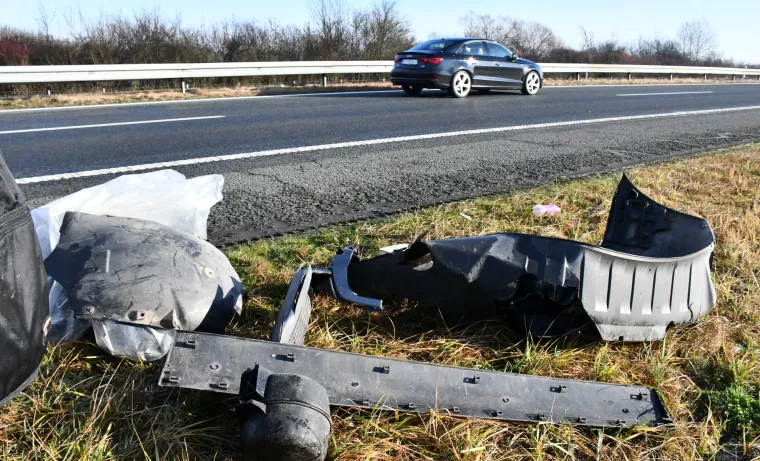Ovo su slike užasa jutro nakon serije nesreća na A3 u kojima je čovjek poginuo, a 12 ih je ozlijeđeno