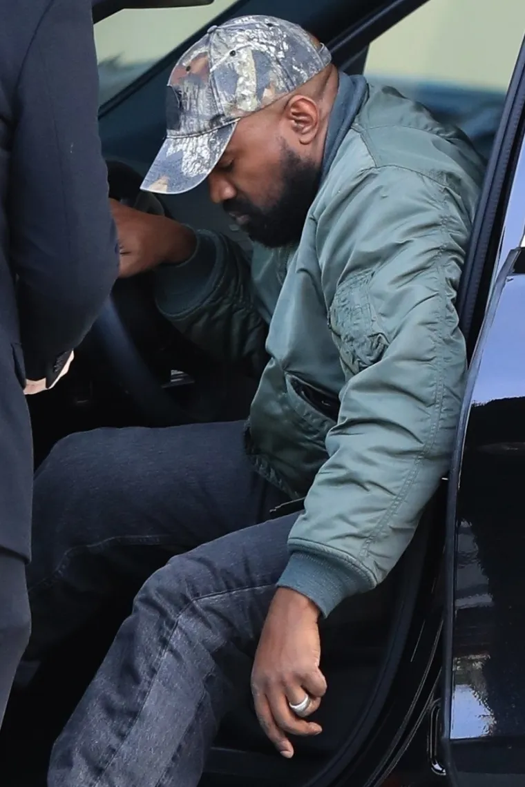 West je svoju novu "suprugu" Biancu na medeni mjesec odveo na isto luksuzno mjesto gdje je doveo svoju biv&scaron;u suprugu Kim za njen 37. rođendan.