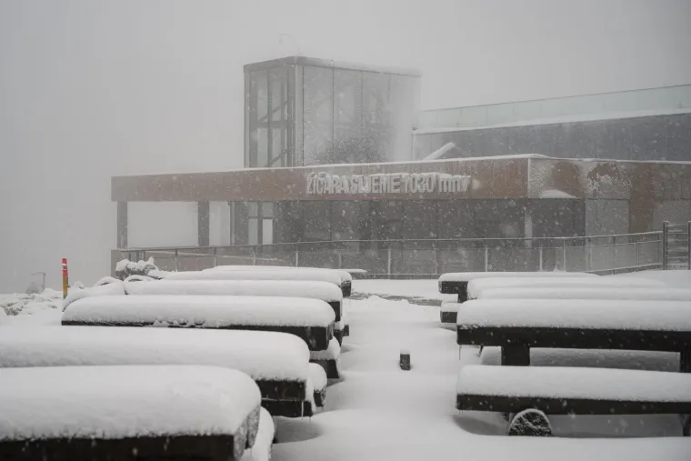 Dijelovi Hrvatske probudili se pod bijelim pokrivačem: Pogledajte prizore snježne idile