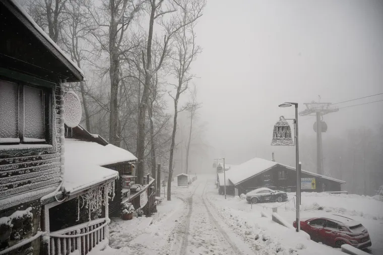 Dijelovi Hrvatske probudili se pod bijelim pokrivačem: Pogledajte prizore snježne idile